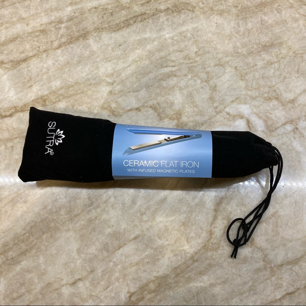 Sutra Ceramic Flat Iron w/ Infused Magnetic Plates